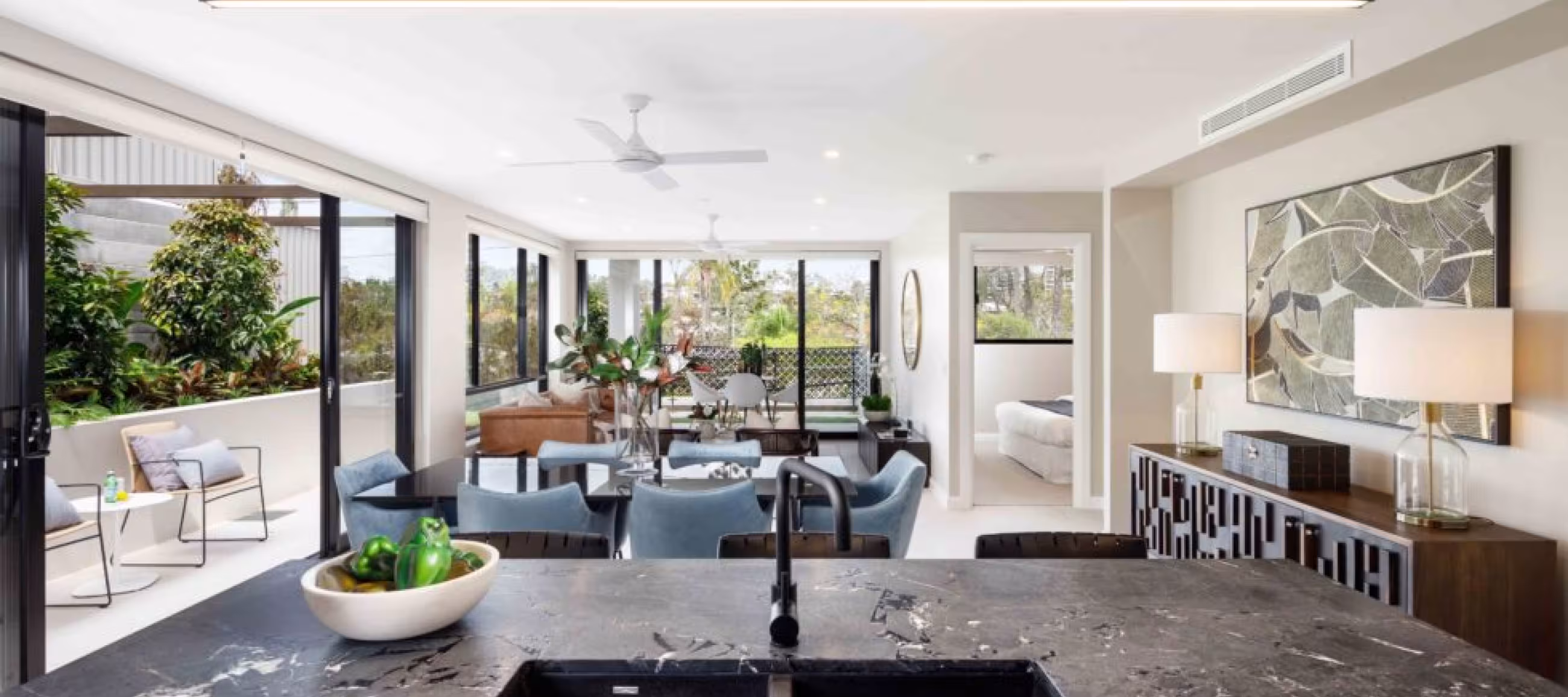 kitchen-to-outside-pshop-lo-res-980×653